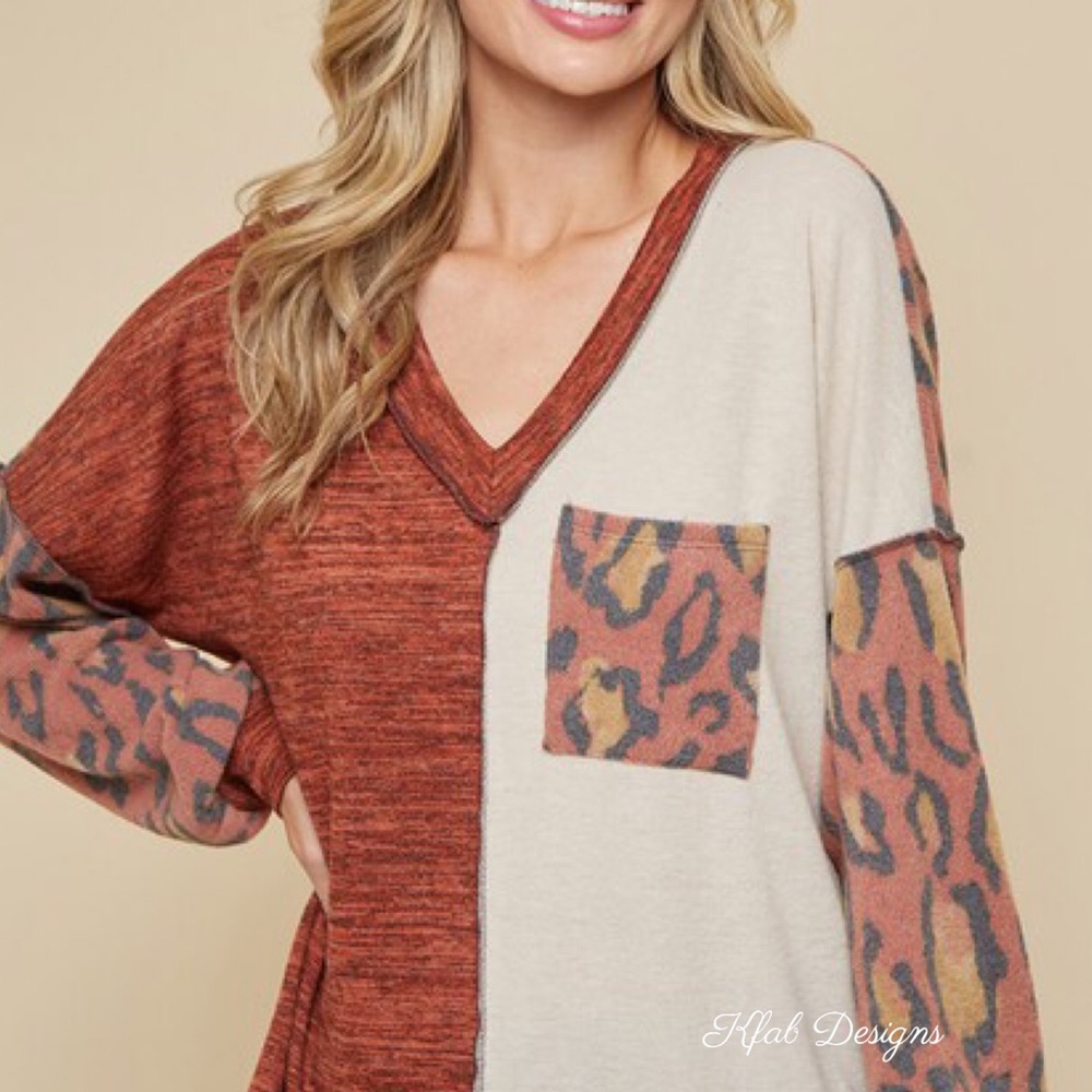 ❤️LAST 2! V Neck Super Soft Leopard Rust Color Block Top! - Picture 8 of 8